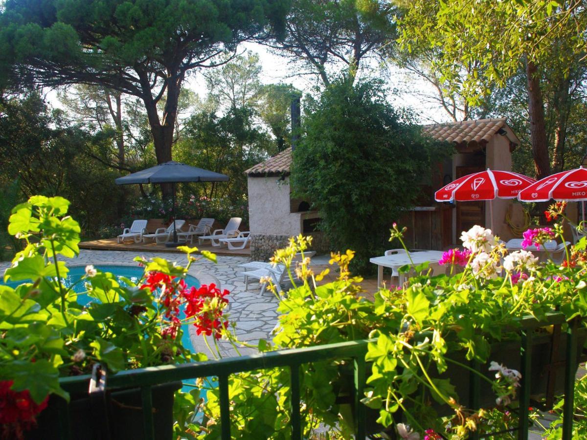 Location Villa Et Studios Roquebrune-sur Argens Εξωτερικό φωτογραφία