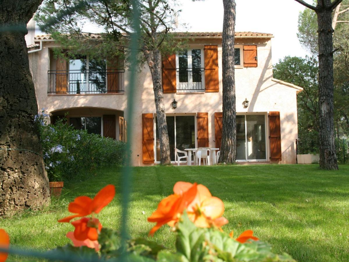 Location Villa Et Studios Roquebrune-sur Argens Εξωτερικό φωτογραφία