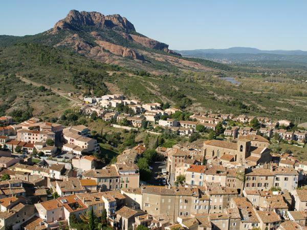 Location Villa Et Studios Roquebrune-sur Argens Εξωτερικό φωτογραφία